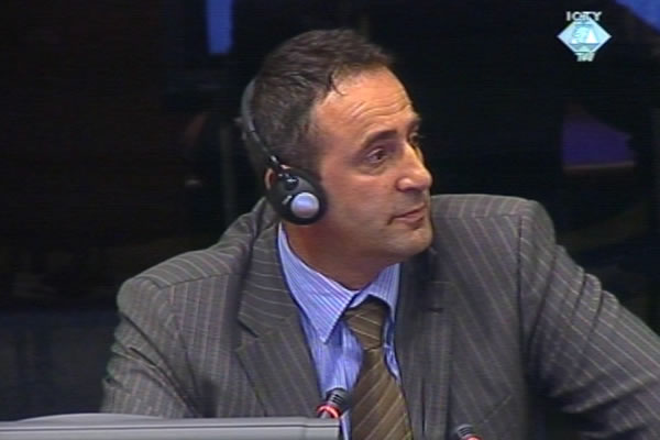 Ibro Osmanović, svjedok na suđenju Radovanu Karadžiću 