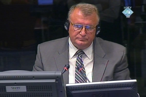 Milorad Davidović, svjedok na suđenju Radovanu Karadžiću 