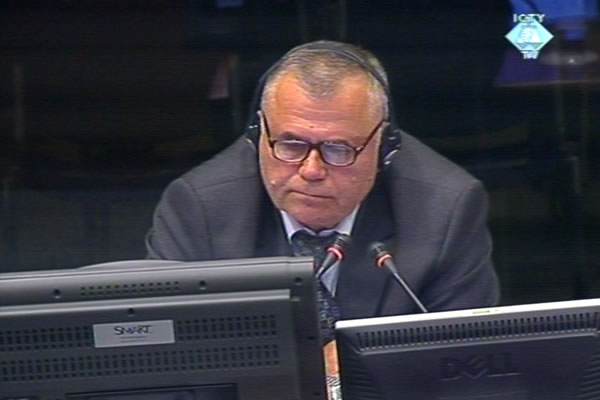 Asim Egrlić, svjedok na suđenju Radovanu Karadžiću 