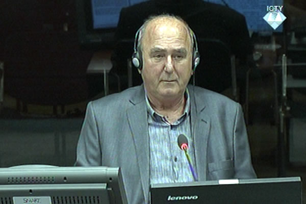 Mile Došenović, svjedok odbrane Ratka Mladića 