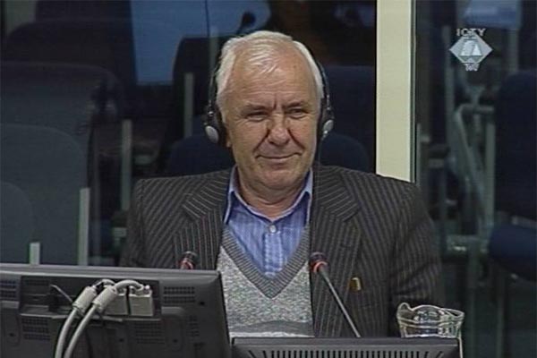 Aleksa Babić, svjedok na suđenju oficirima vojske i policije bosanskih Srba optuženim za zločine u Srebrenici