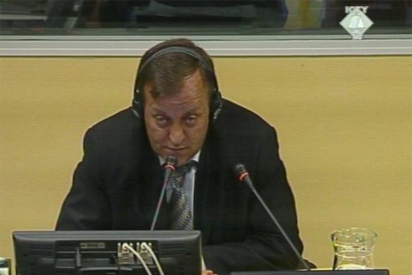 Bislim Zyrapi, svjedok na suđenju Ramushu Haradinaju, Idrizu Balaju i Lahiju Brahimaju