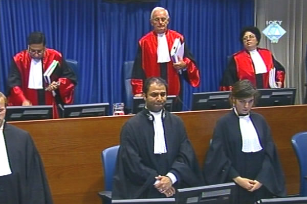 Sudsko vijeće koje sudi šestorici bivših zvaničnika Srbije nakon što je i formalno zaključilo predmet