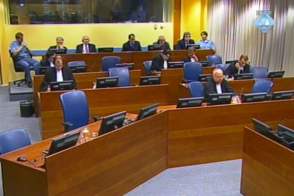 Nikola Šainović, Dragoljub Ojdanić, Nebojša Pavković, Vladimir Lazarević i Sreten Lukić u sudnici Tribunala