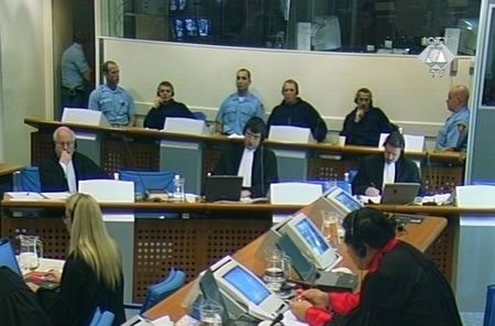 Nikola Šainović, Milan Milutinović i Dragoljub Ojdanić u sudnici Tribunala