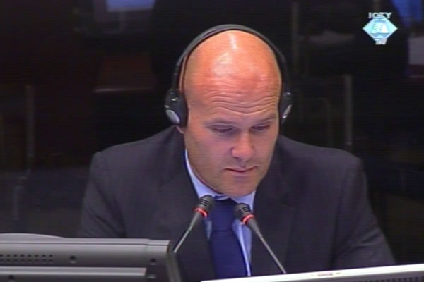 Patrick Van der Weijden, svjedok na suđenju Radovanu Karadžiću