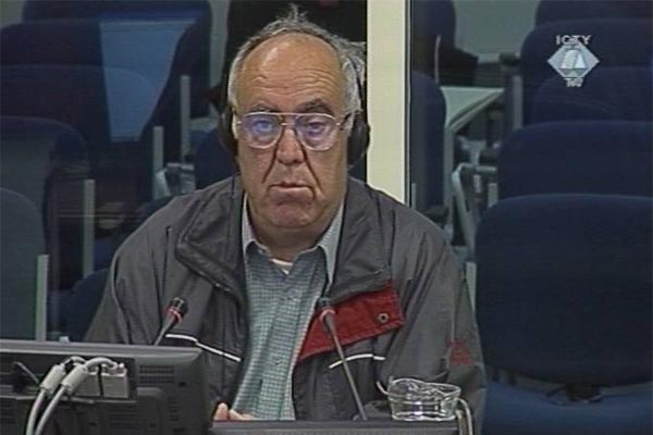 Radivoje Lakić, svjedok na suđenju oficirima vojske i policije bosanskih Srba optuženim za zločine u Srebrenici