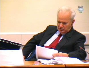 Slobodan Milošević za vrijeme unakrnog ispitivanja