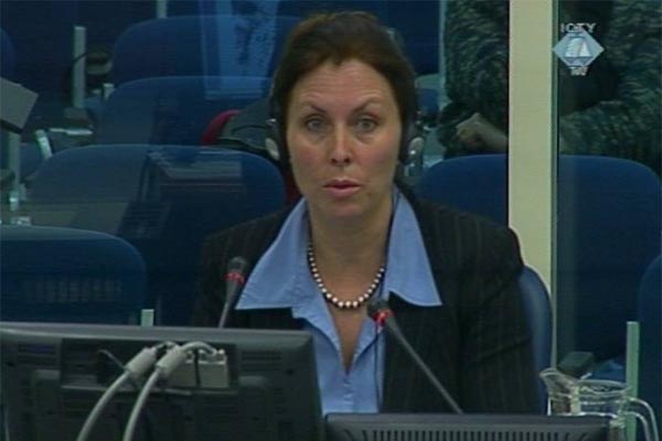 Stephanie Frease, svjedok na trećem suđenju za genocid u Srebrenici održanom na Tribunalu