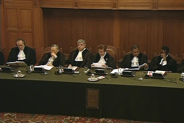 Sudijsko vijeće Međunarodnog suda pravde u sporu koji je u julu 1999. godine pokrenula Hrvatska, protiv SR Jugoslavije