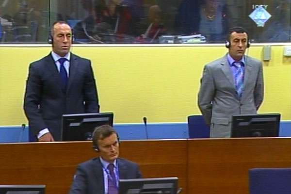 Ramush Haradinaj i Lahi Brahimaj u sudnici Tribunala
