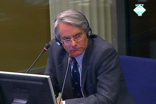Rupert Smith, svjedok na suđenju Radovanu Karadžiću 