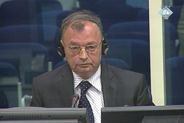 Manojlo Milovanović, svjedok na suđenju Zdravku Tolimiru 