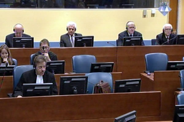 Ljubiša Beara,  Drago Nikolić, Vinko Pandurević i Radivoj Miletić u sudnici Tribunala