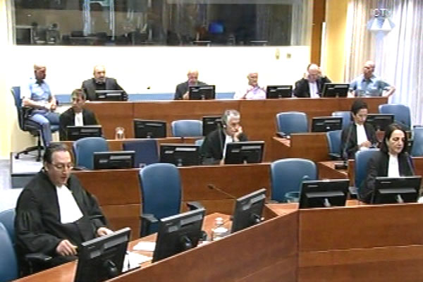Vujadin Popović, Ljubiša Beara, Radivoj Miletić i Vinko Pandurević u sudnici Tribunala
