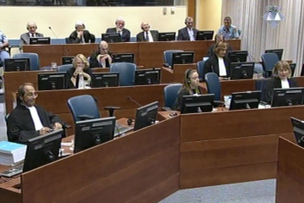 Jadranko Prlić, Bruno Stojić, Slobodan Praljak, Milivoj Petković, Valentin Ćorić u sudnici Tribunala