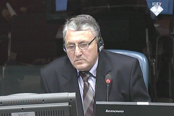 Dragan Karać, svjedok odbrane Ratka Mladića 