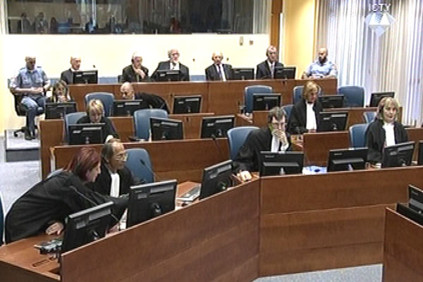 Jadranko Prlić, Bruno Stojić, Milivoj Petković, Slobodan Praljak i Valentin Ćorić u sudnici Tribunala