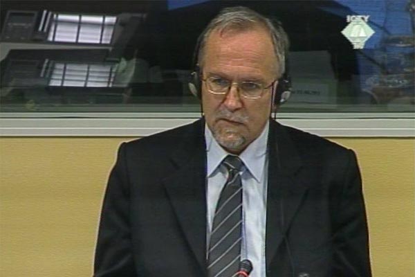 Berko Zečević, svjedok na suđenju Dragomiru Miloševiću