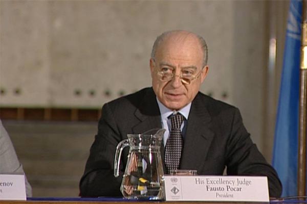 Fausto Pocar, predsednik Tribunala na konferenciji za štampu