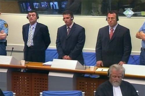 Brahimaj, Balaj i Haradinaj (s lijeva na desno) u sudnici Tribunala