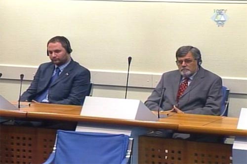 Stjepan Šešelj i Domagoj Margetić u sudnici Tribunala