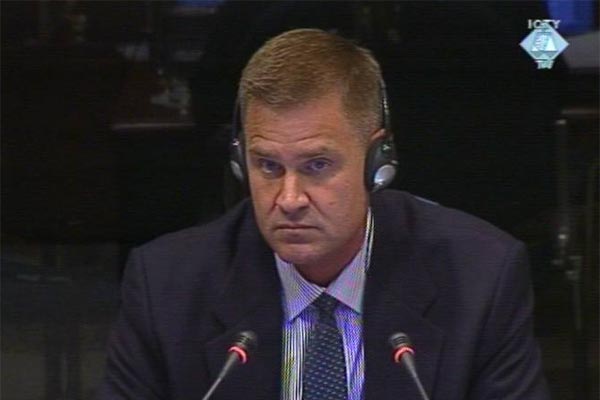 Michael Phillips, svjedok na suđenju šestorici srpskih zvaničnika optuženih za zločine na Kosovu