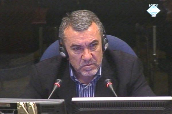 Milivoje Mihajlović, svjedok odbrane Sretena Lukića