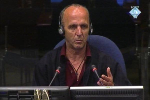 Momčilo Antić, svjedok na suđenju Ramushu Haradinaju, Idrizu Balaju i Lahiju Brahimaju