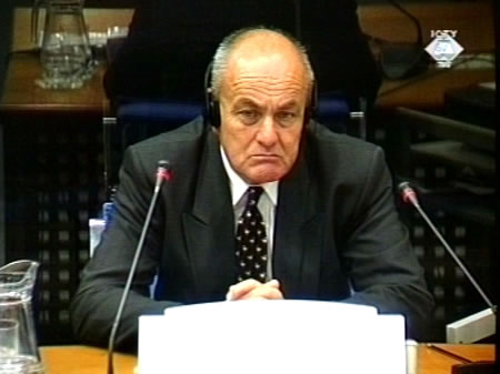 Petar Poljanić, svjedok na suđenju Slobodanu Miloševiću