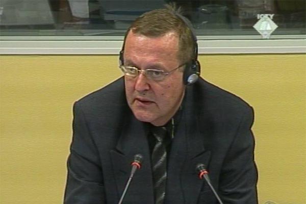 Thorbjorn Overgard, svjedok na suđenju Dragomiru Miloševiću