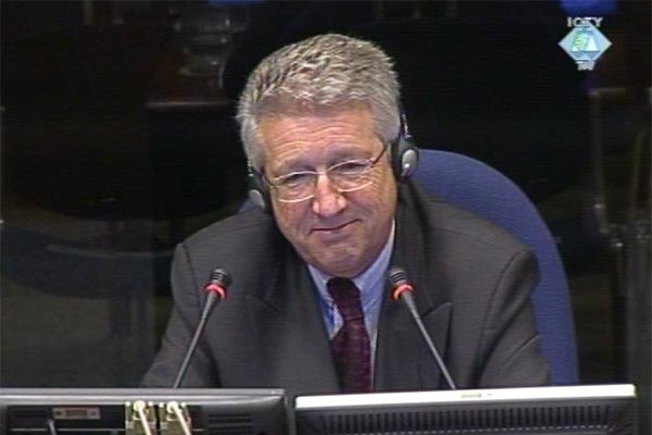 Wolfgang Petritsch, svjedok na suđenju Slobodanu Miloševiću
